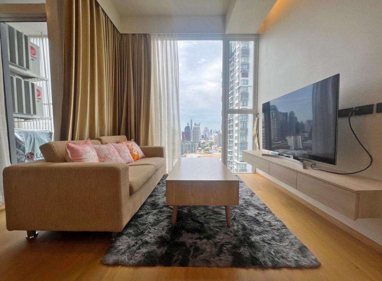 2 Bedroom Luxury Apartment 3 Min Walk From Bts Ekkamai 방콕 외부 사진